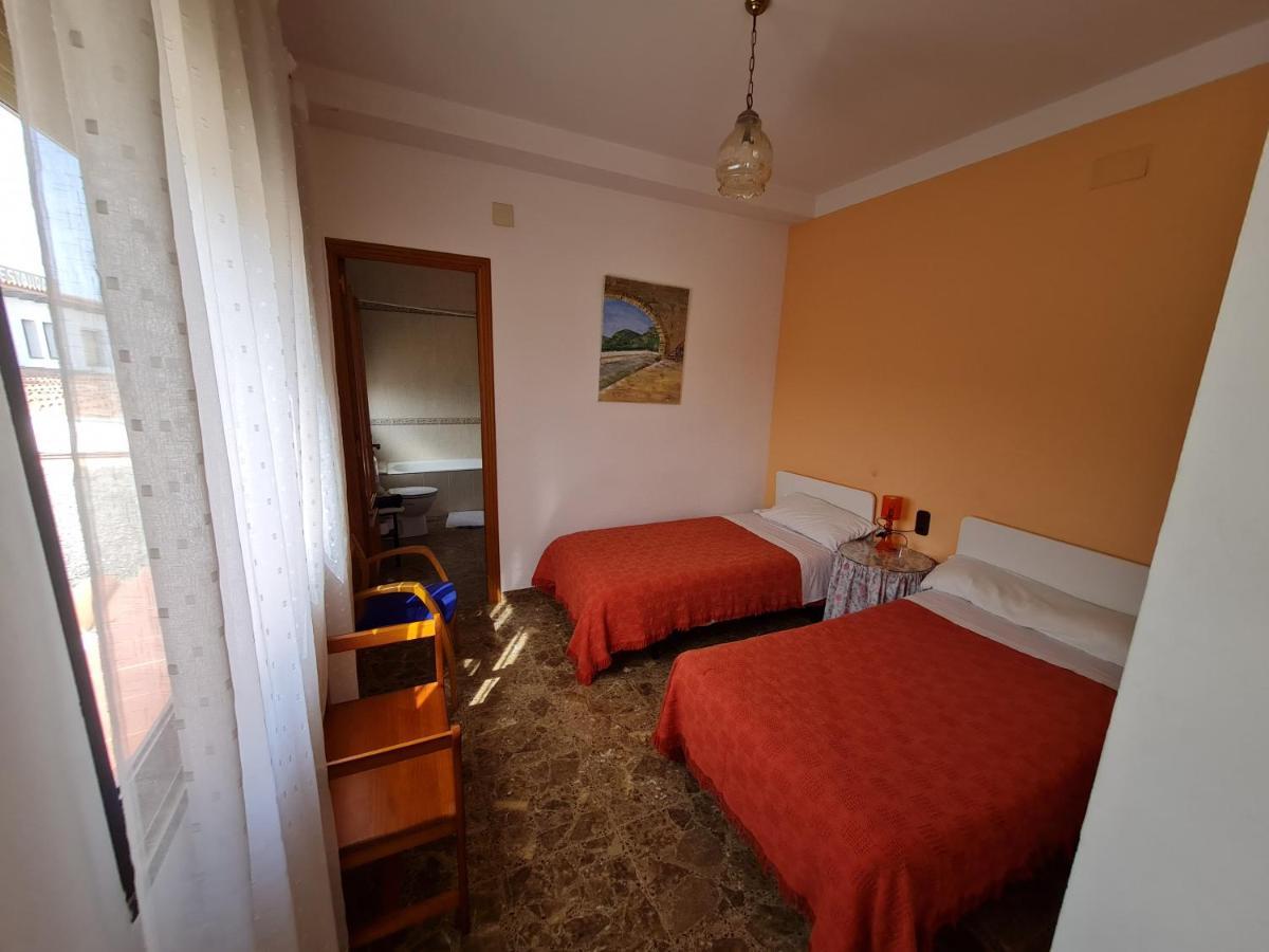Hotel Bon Lloc Ulldecona Buitenkant foto